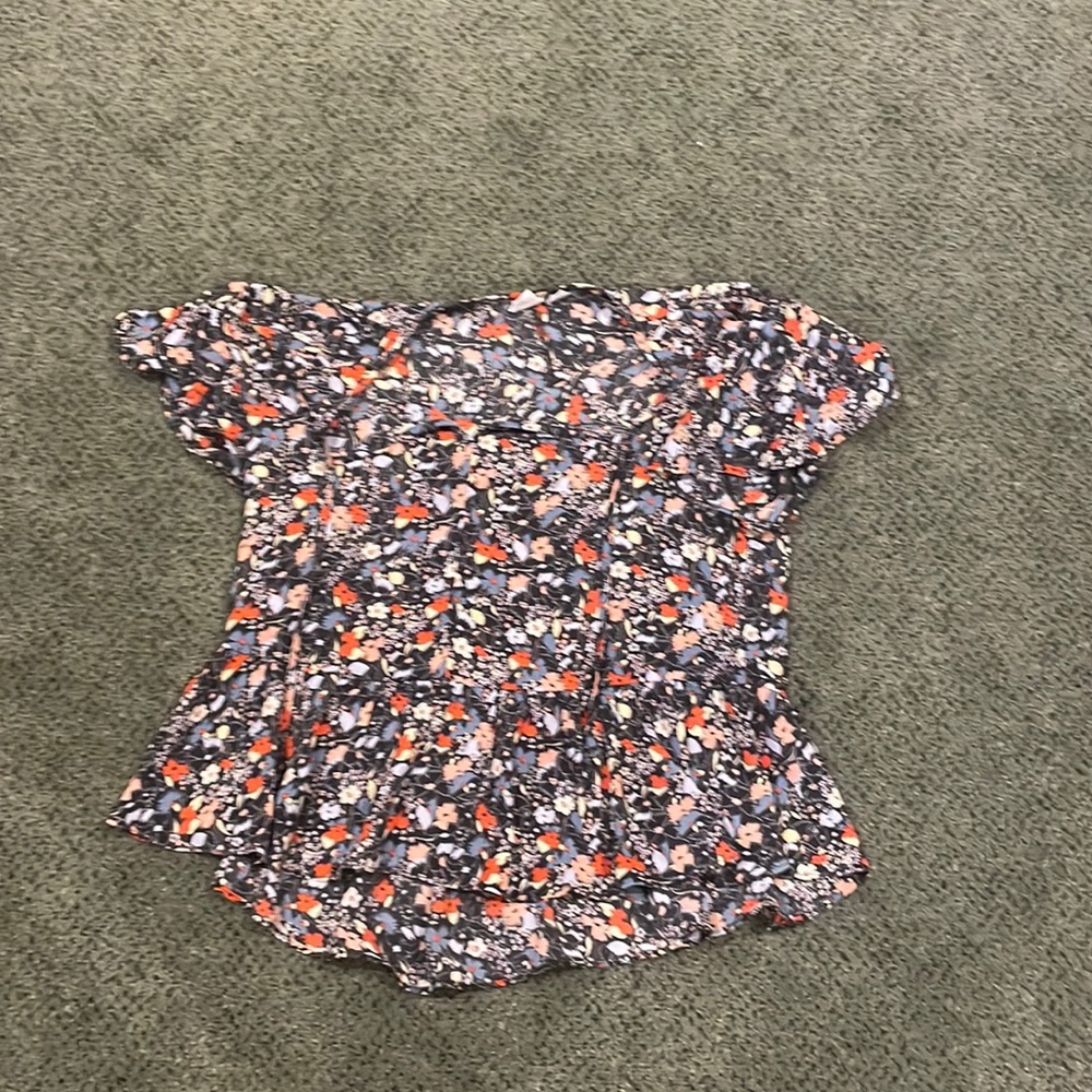 Gap flower blouse